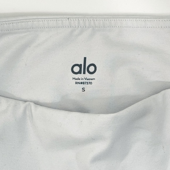 Alo Moto leggings, white, size small - Picture 6 of 6